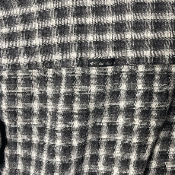 Columbia Men’s Plaid Long Sleeve Button Down Shirt | Gray | M - Picture 3 of 8